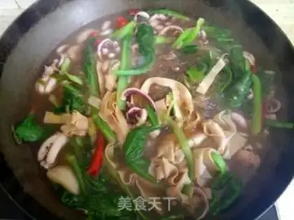 Make Squids, cabbage fan soup step 13