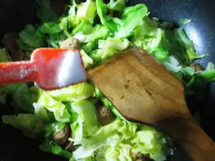 Make Little meatballs step 8
