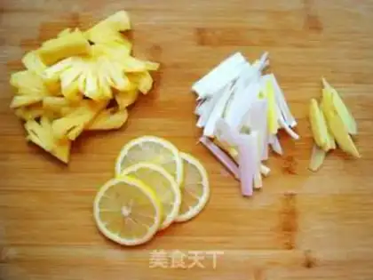 Make Pineapple buffalo step 1