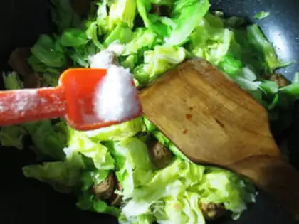 Make Little meatballs step 9