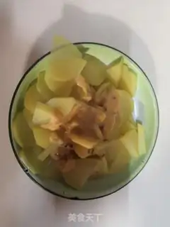Make Potato strawberry salad step 0