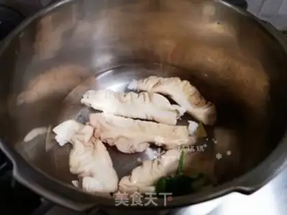 Make Sour sauce, tofu intestines step 1