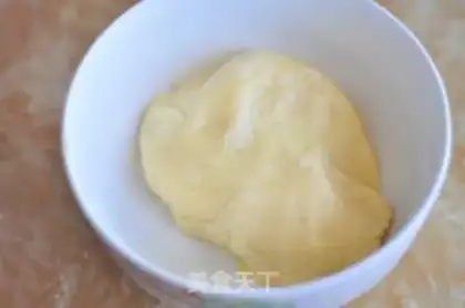 Make The mashed potato bean cake step 3