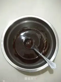 Make Banana strawberry chocolate cake step 0