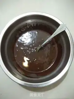 Make Banana strawberry chocolate cake step 1