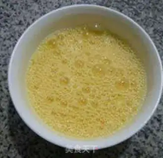 Make Autumn fried eggs step 2