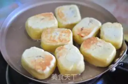Make The mashed potato bean cake step 8