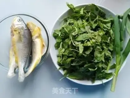 Make Snack and yellow fish step 0
