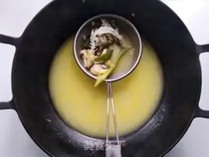 Make Snack and yellow fish step 7