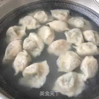 Make Three fresh dumplings step 17
