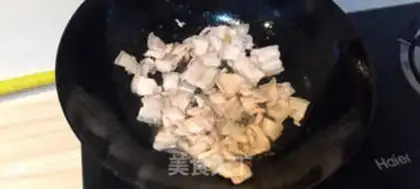 Make A dry pot with tofu step 1