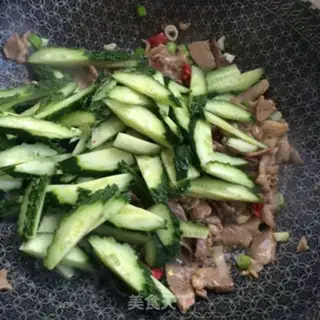 Make Meatloaf cucumber step 6