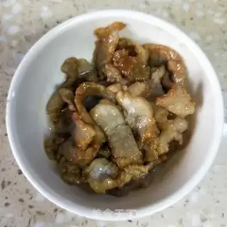 Make Meatloaf fried apricot mushrooms step 4