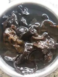 Make Mocking meatballs step 1