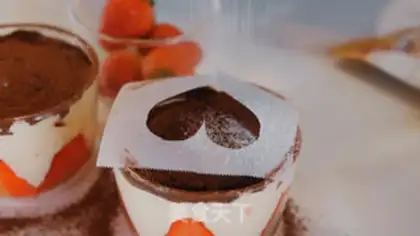 Make Strawberry Timisu step 13