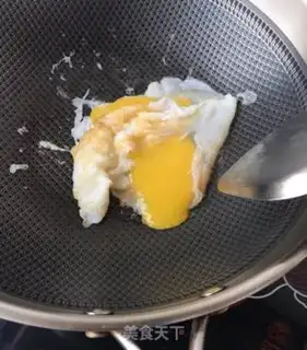 Make Goose eggs and fragrance step 4