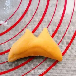 Make Lips step 12