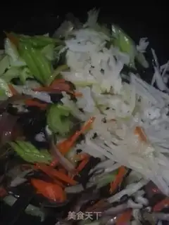 Make Celery fried mushrooms step 4