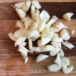 Make Eggs and spinach step 3