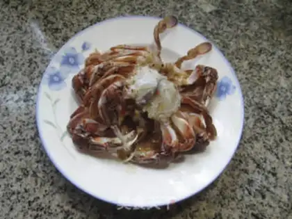 Make Seafood mushrooms and crabs step 1