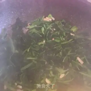 Make Eggs and spinach step 7
