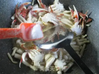 Make Seafood mushrooms and crabs step 6