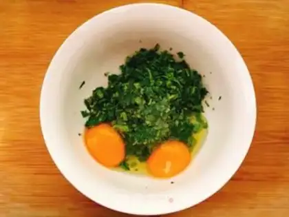Make Fried eggs step 2