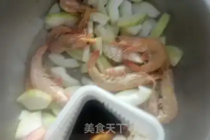 Make The beauty of the shrimp. Soup step 4
