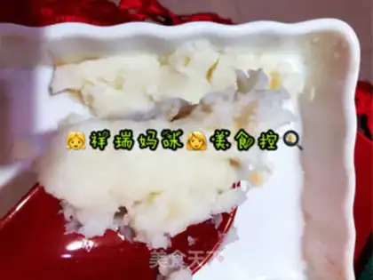 Make Eggs Mountain salad step 4