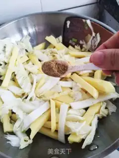 Make Soup cabbage potatoes step 3
