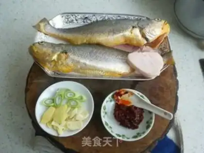 Make Scramble the yellowfish step 0