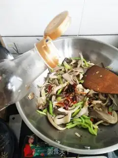 Make Scrambled mushrooms step 8