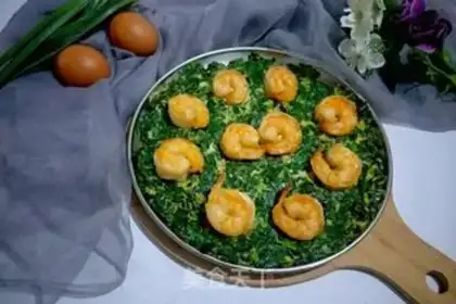 Make Shrimp fried eggs step 11
