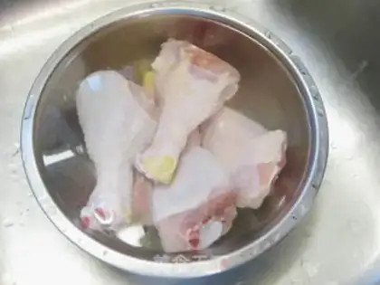 Make Five chicken legs step 0
