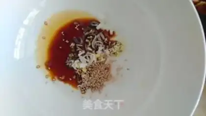 Make Quick-hand noodles step 1