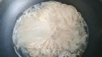 Make Quick-hand noodles step 5