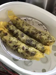 Make Cranberry rolls step 5