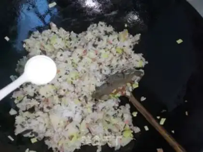 Make Scrambled rice step 9