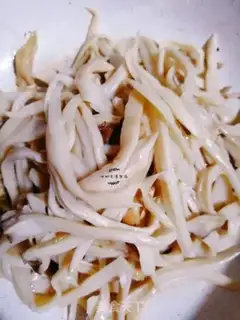Make The cold hands tore the apricot mushrooms step 3