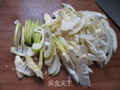 Make Celery fried thunder step 2