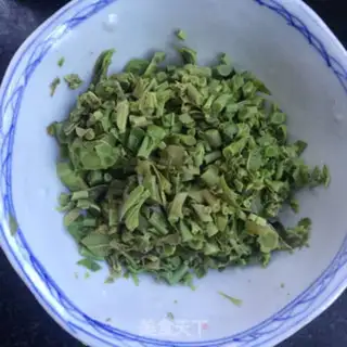 Make The sprouts are so hot step 2