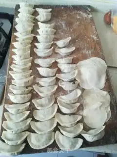 Make Pork egg dumplings step 2