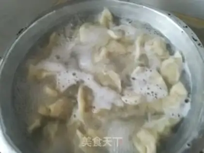 Make Pork egg dumplings step 3
