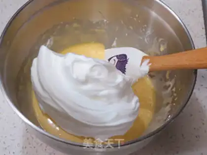 Make Chocolate cream birthday cake step 8