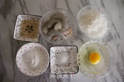 Make Coconut shrimp step 0