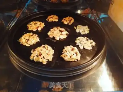 Make oatmeal cookies step 4