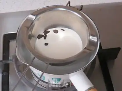 Make Chocolate cream birthday cake step 14