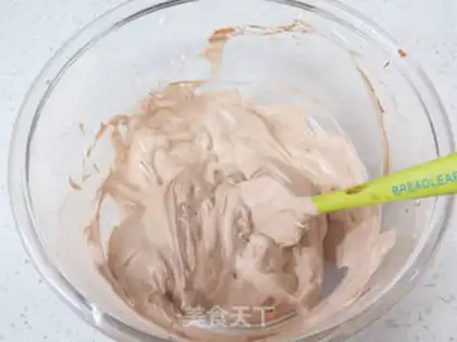 Make Chocolate cream birthday cake step 19