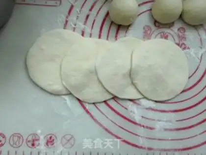 Make Puffy ham buns step 5