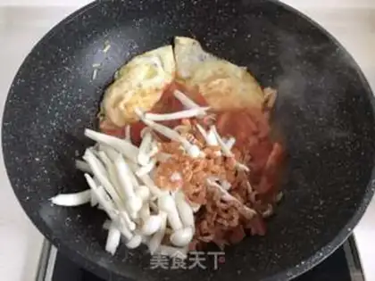 Make Tomato mushroom noodles step 4